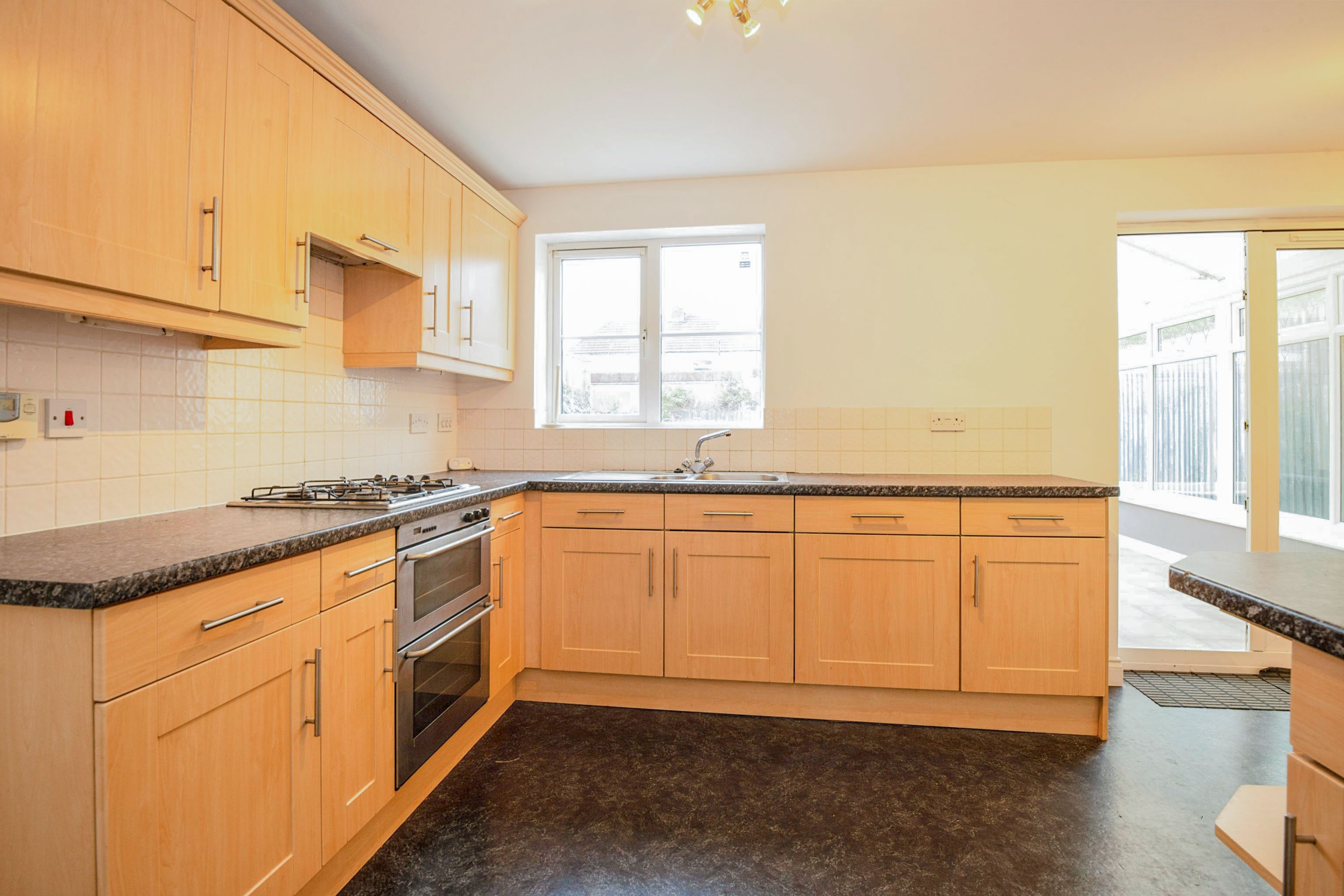 4 bedroom house to rent - Milestone Close, Birchgrove, Cardiff, CF14 - Property View 3