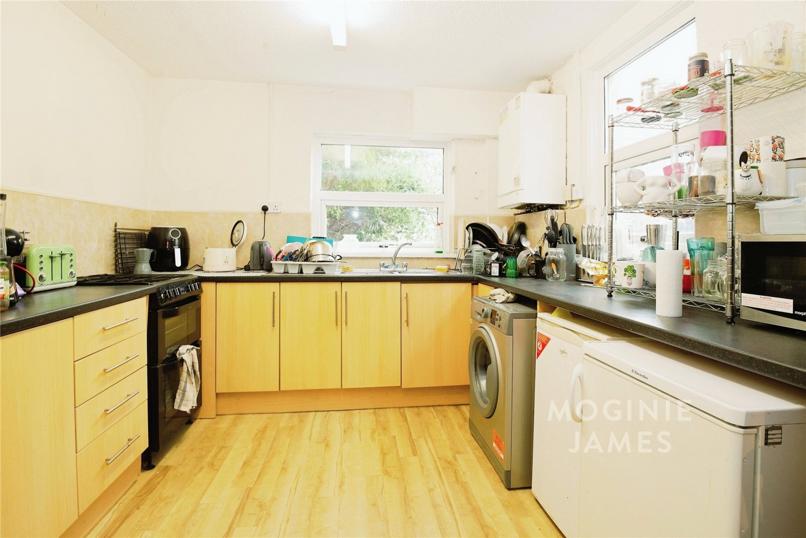 4 bedroom house for sale - Mackintosh Place, Roath, Cardiff, CF24 - Property View 3