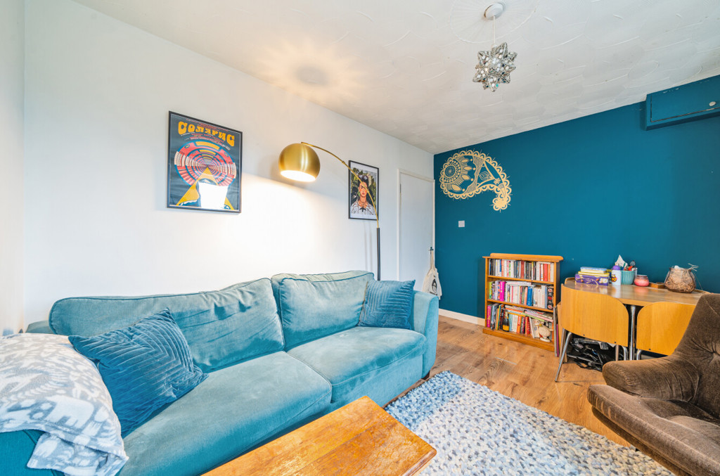 2 bedroom apartment for sale - Bassett Street, Cardiff, CF5 - Property View 3