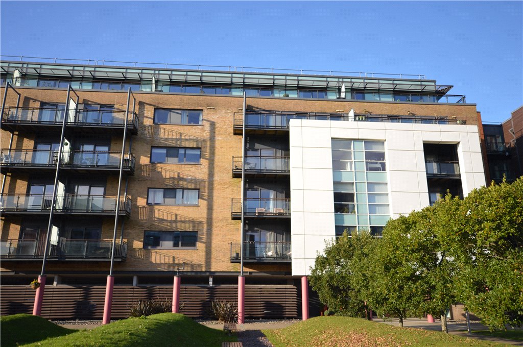 2 bedroom apartment for sale - Ferry Court, Cardiff, CF11 - Property View 1