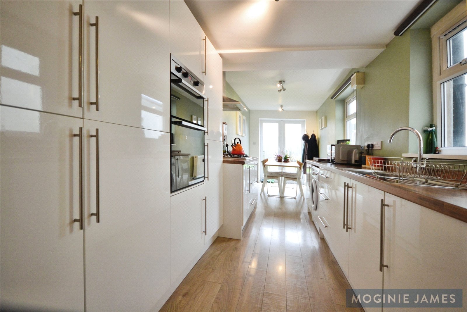 2 bedroom house for sale - Wilson Street, Splott, Cardiff, CF24 - Property View 3